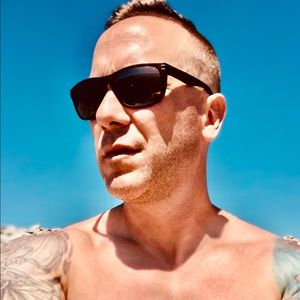 Meet your Posher, Chris